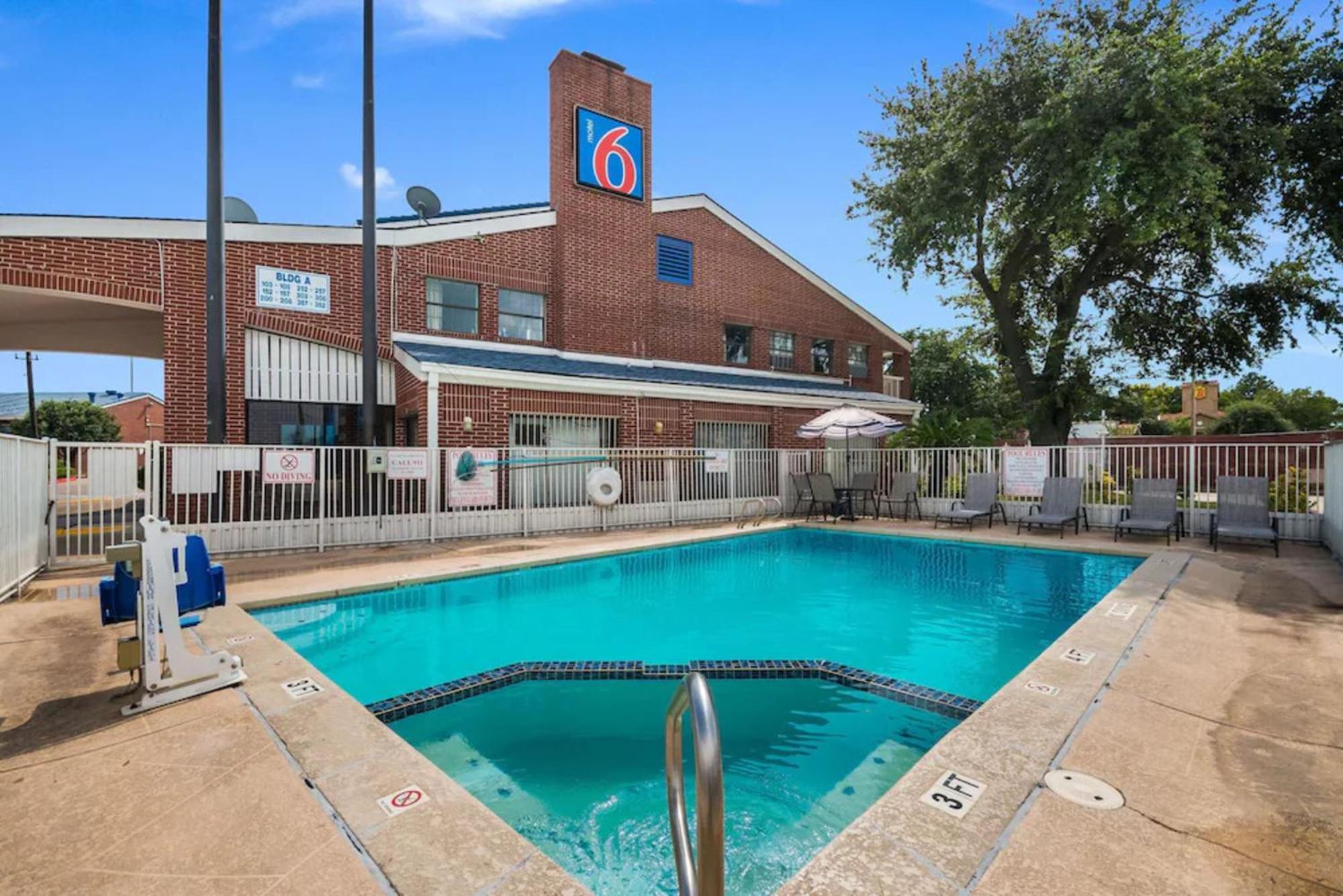 Studio 6 Houston Tx Brookhollow Dış mekan fotoğraf